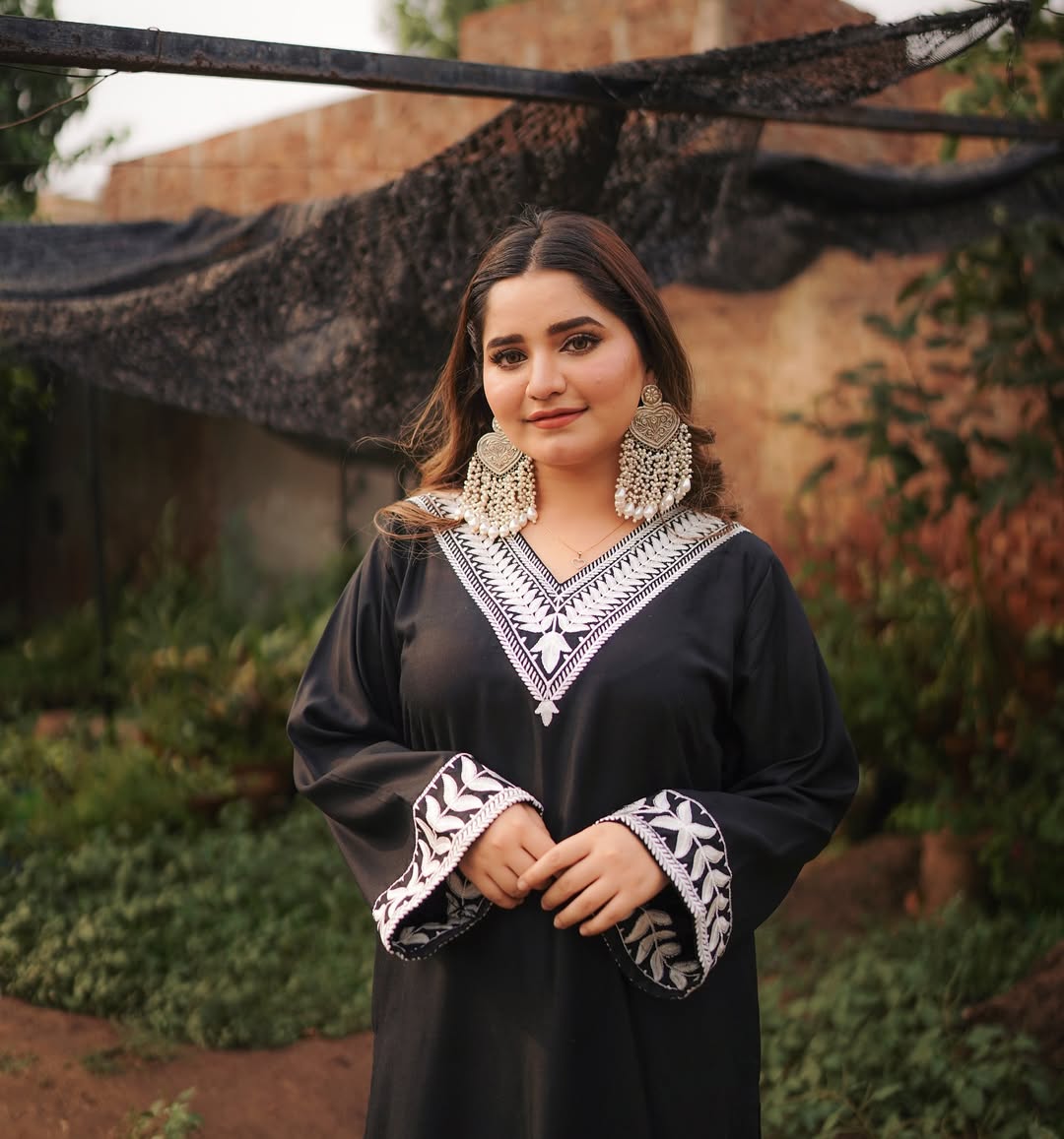 TABASSUM EMB LONG LENGHT