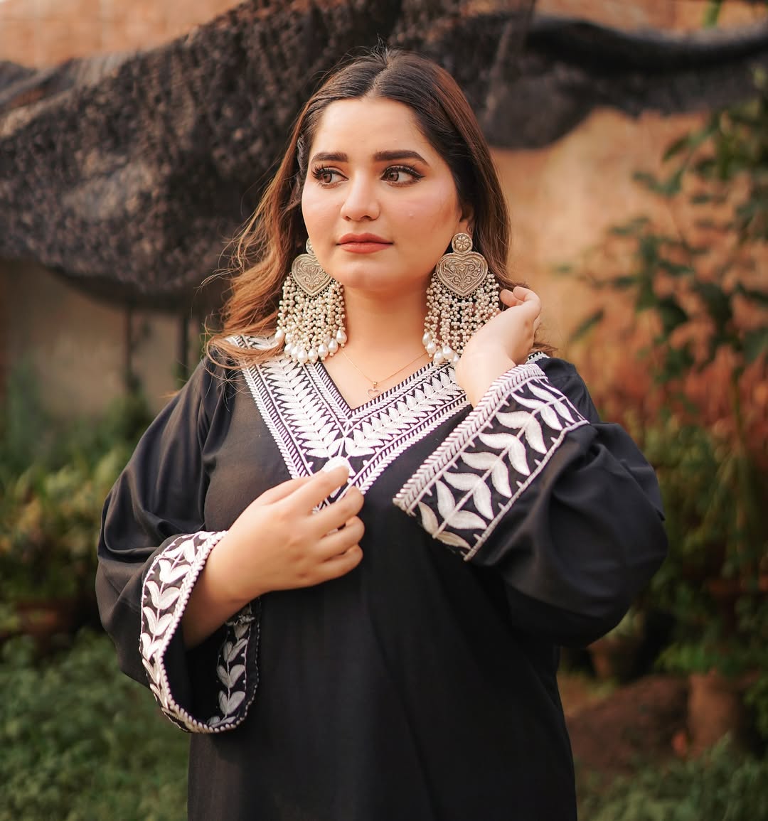 TABASSUM EMB LONG LENGHT