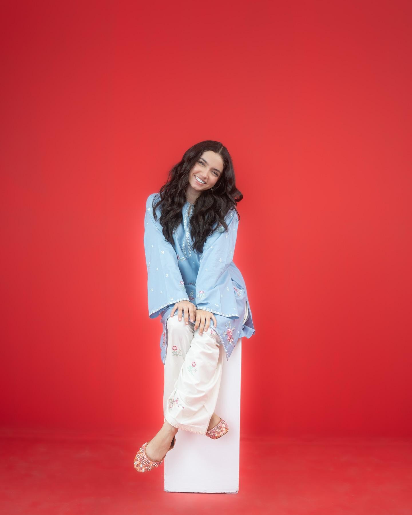 Tabassum lawn 2 pc