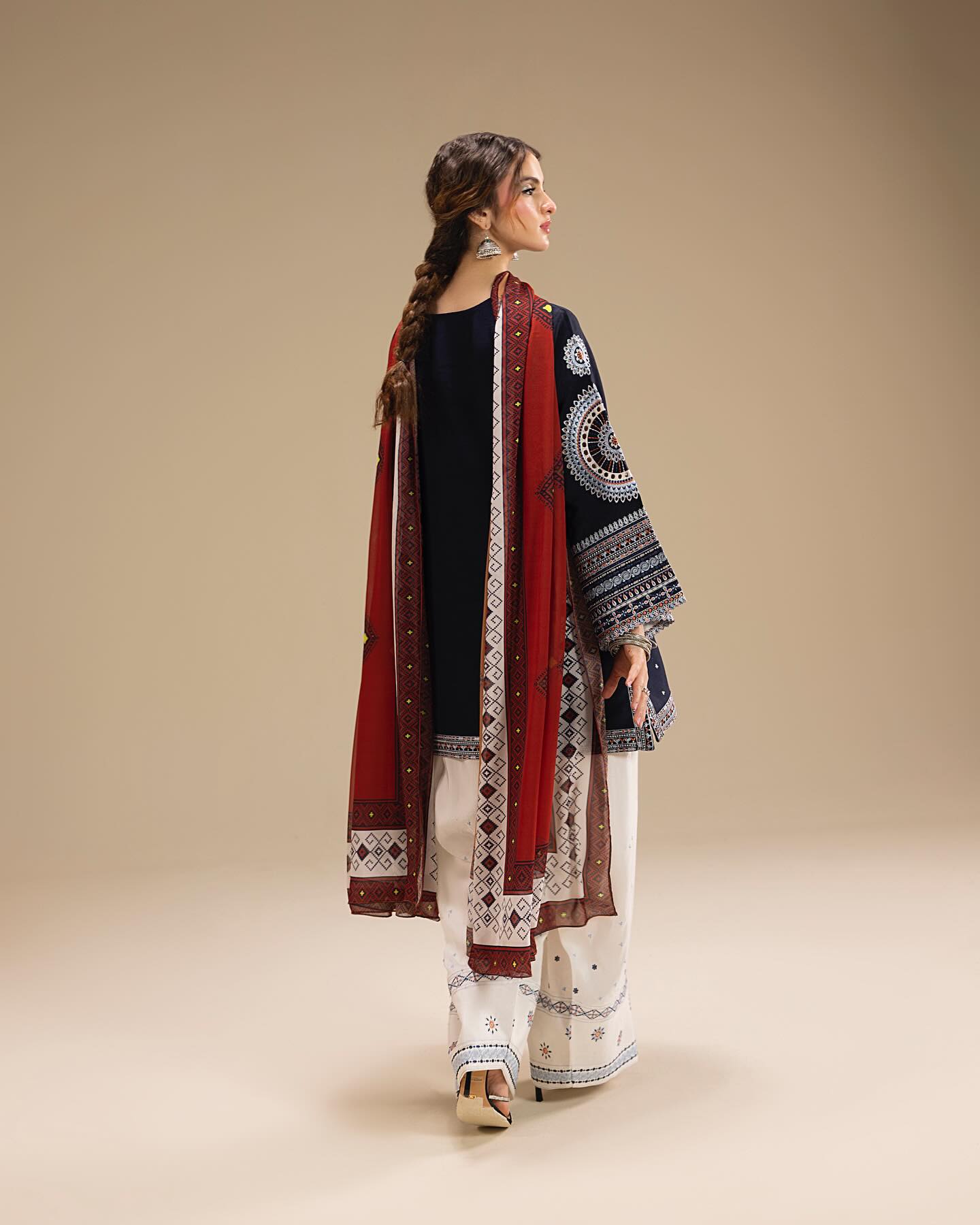 LEERAY EMBROIDERY 3PC