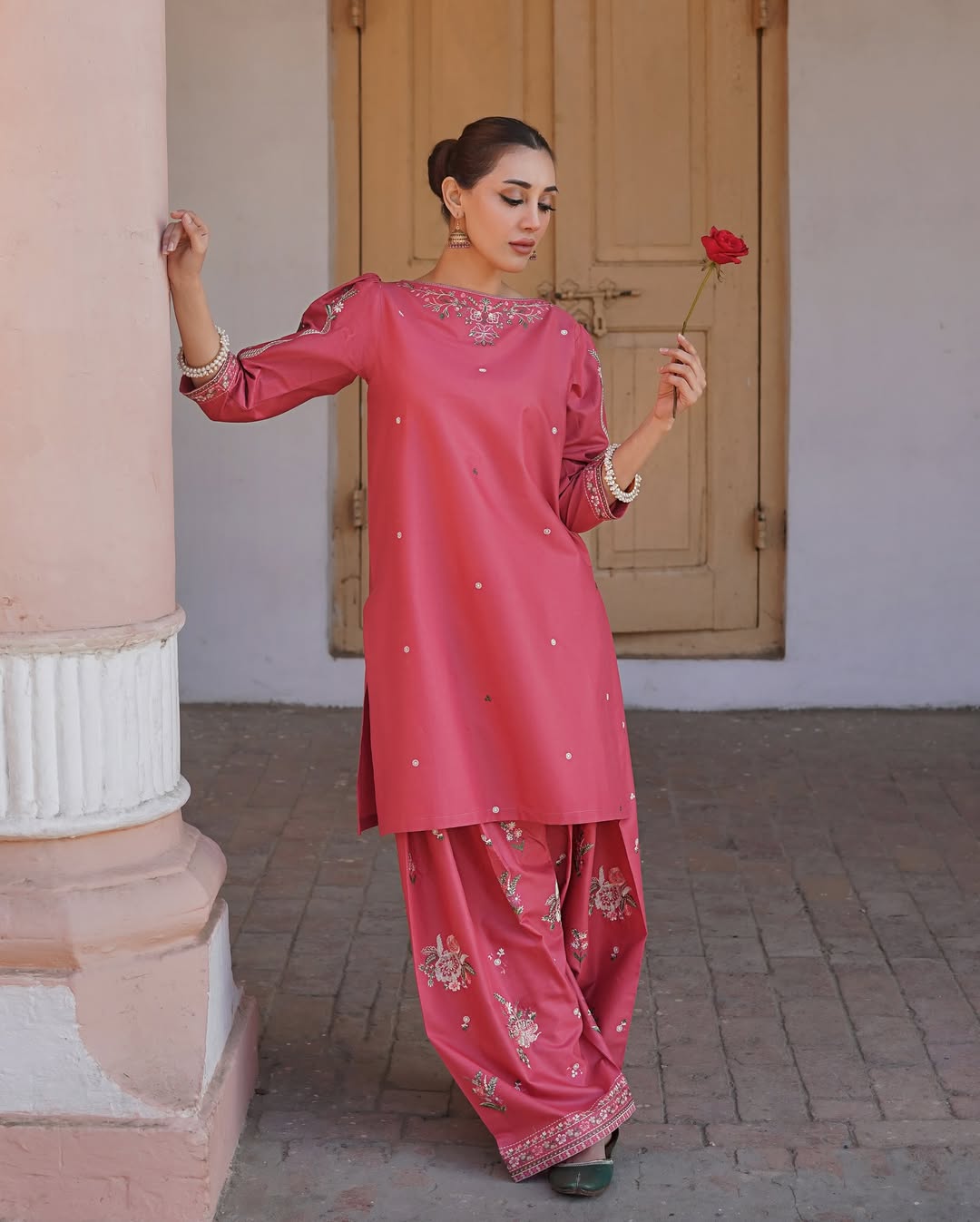 Tabassum Emb Farshi