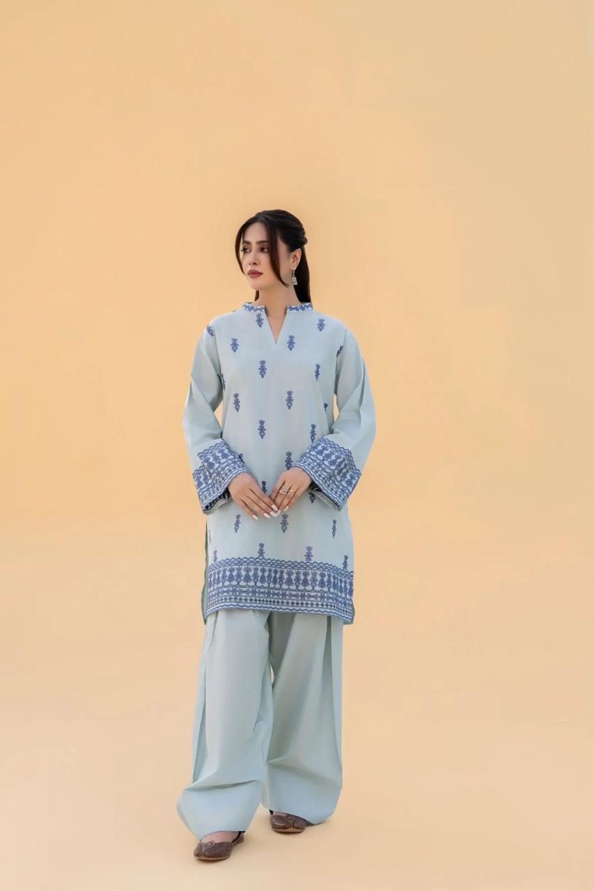 Tabassum Lawn 2pc (Farshi Shalwar)