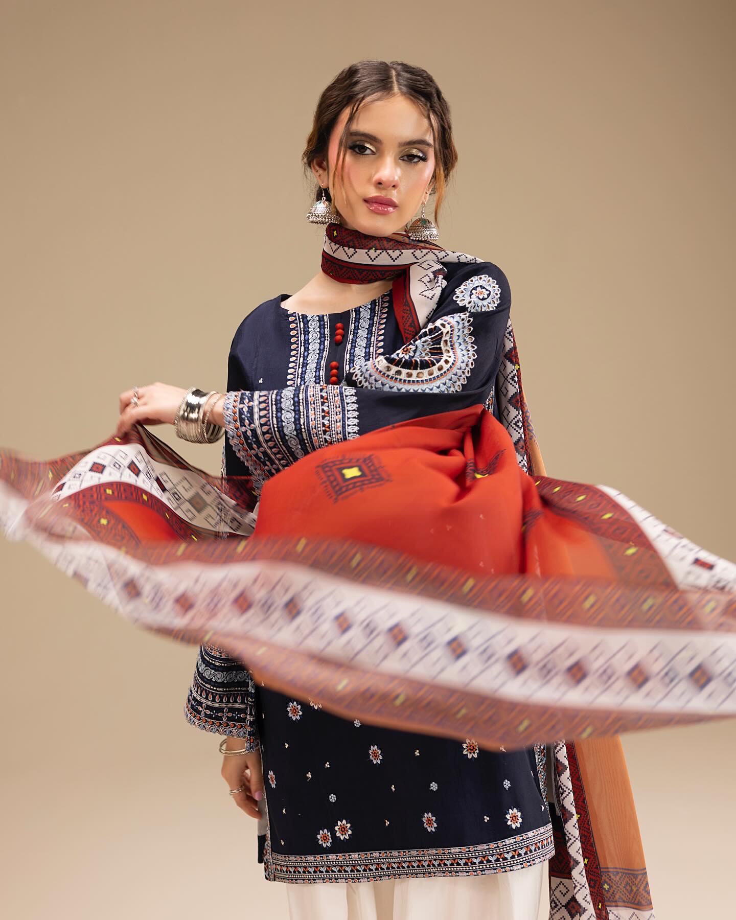 LEERAY EMBROIDERY 3PC