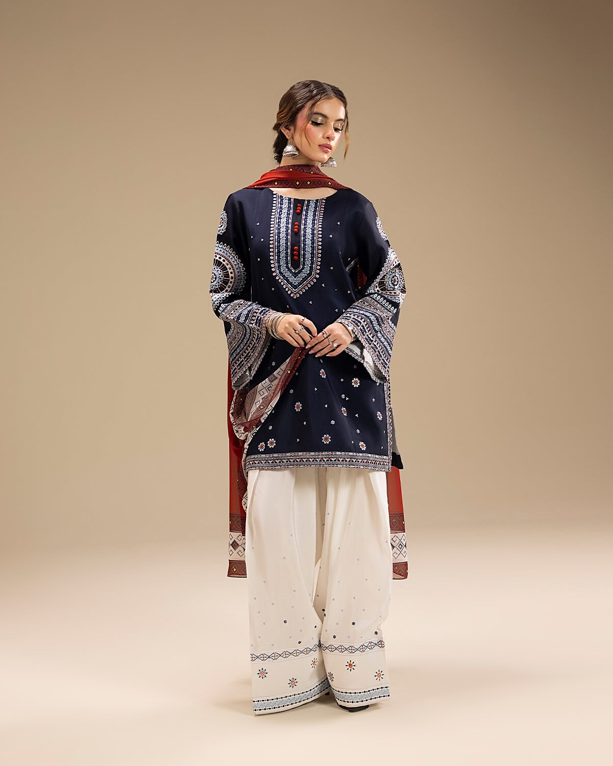 LEERAY EMBROIDERY 3PC